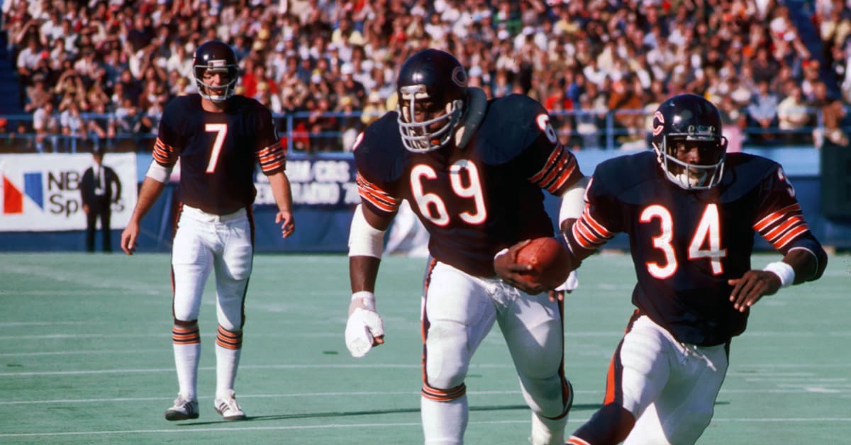 Chicago Bears To Honor Legendary Running Back Gale Sayers