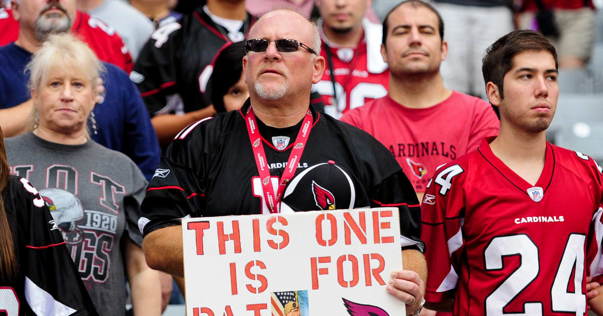 Pat tillman shirt deals