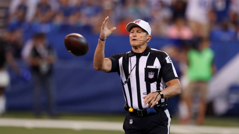 Ed Hochuli retiring as NFL official after long, successful career