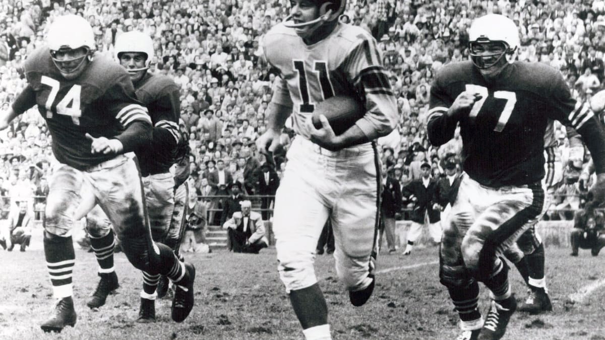 Norm Van Brocklin (1966) - Hall of Fame - National Football Foundation