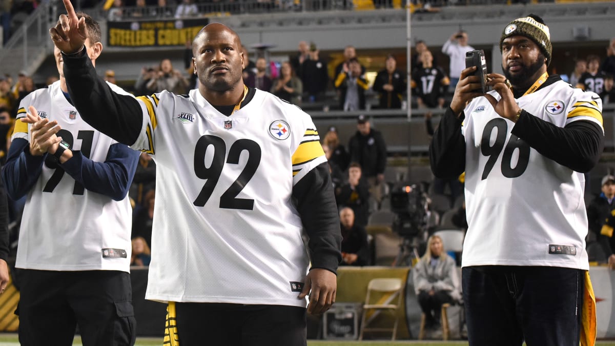 At 38, Steelers' James Harrison is still going strong