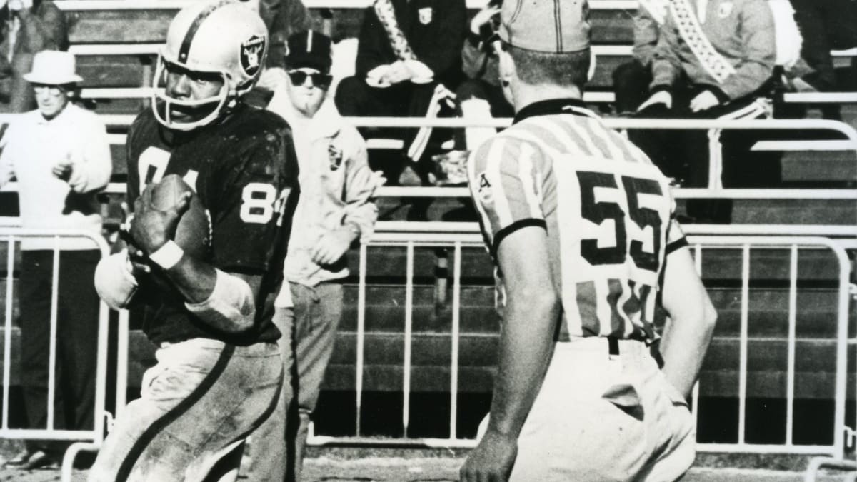 Raiders gold jersey hot sale