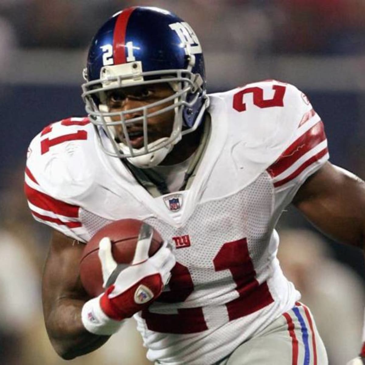 Tiki Barber will join his brother, Ronde, on Fox broadcast for Bucs-Giants