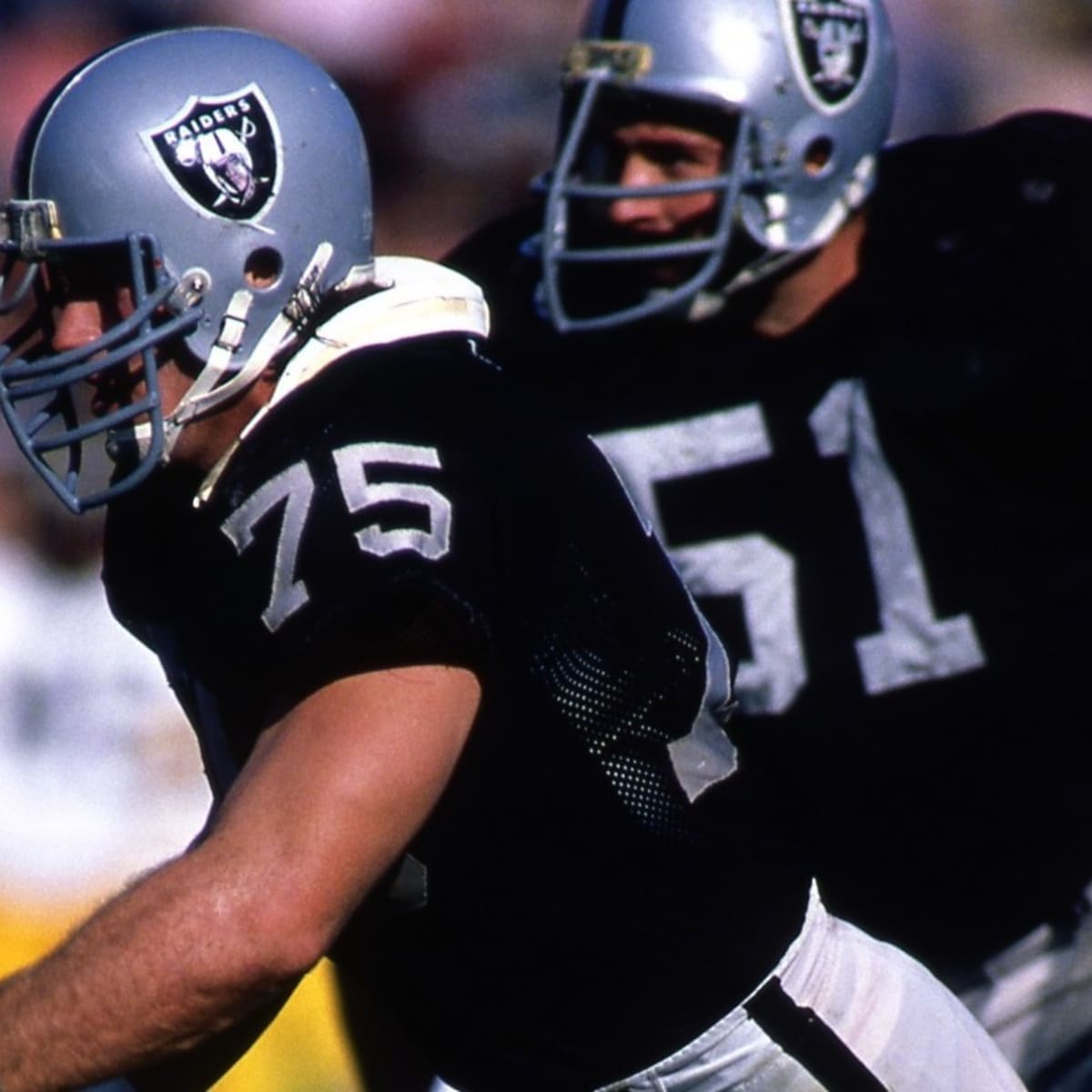 Howie Long. Villanova.  Oakland raiders, Raiders players, Raiders