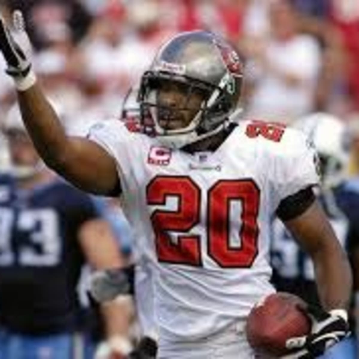 Rondé Barber to Enter Buccaneers' Ring of Honor