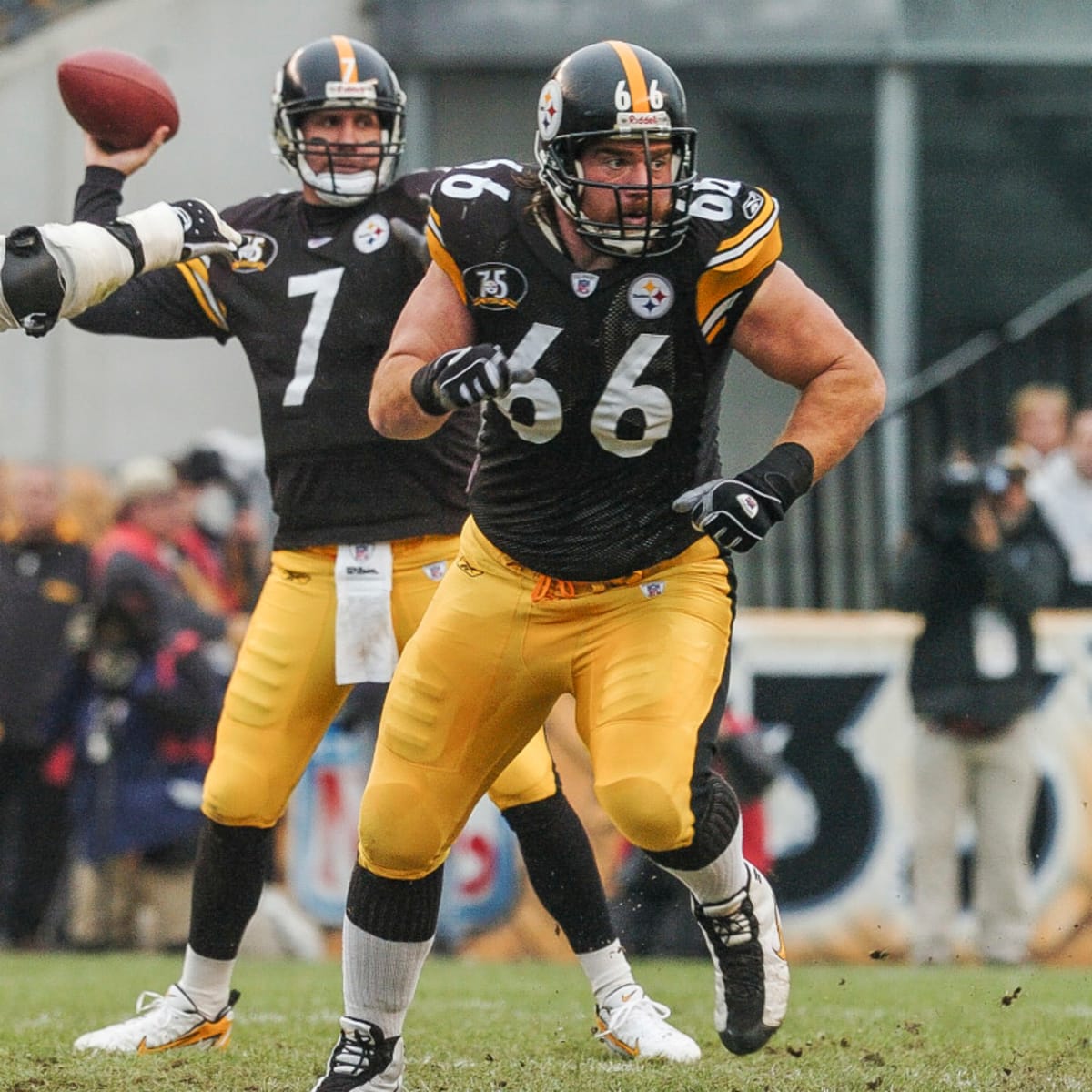 Former Steelers lineman Alan Faneca is a finalist for the Pro Football Hall  of Fame