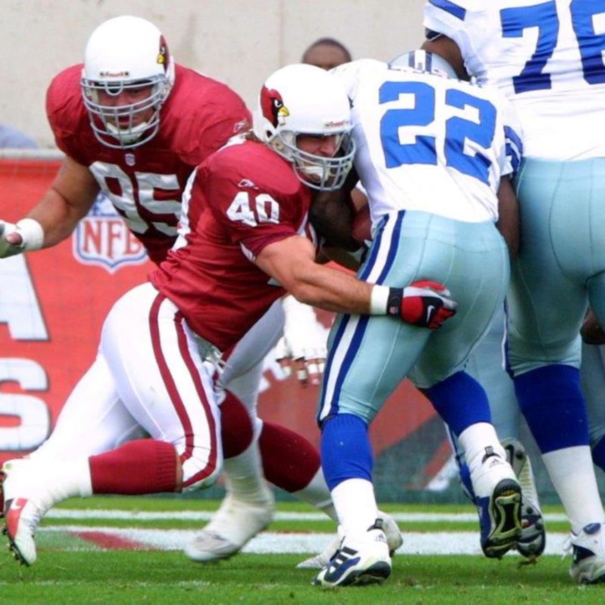 Cardinals players honor Pat Tillman before game: 'American by birth