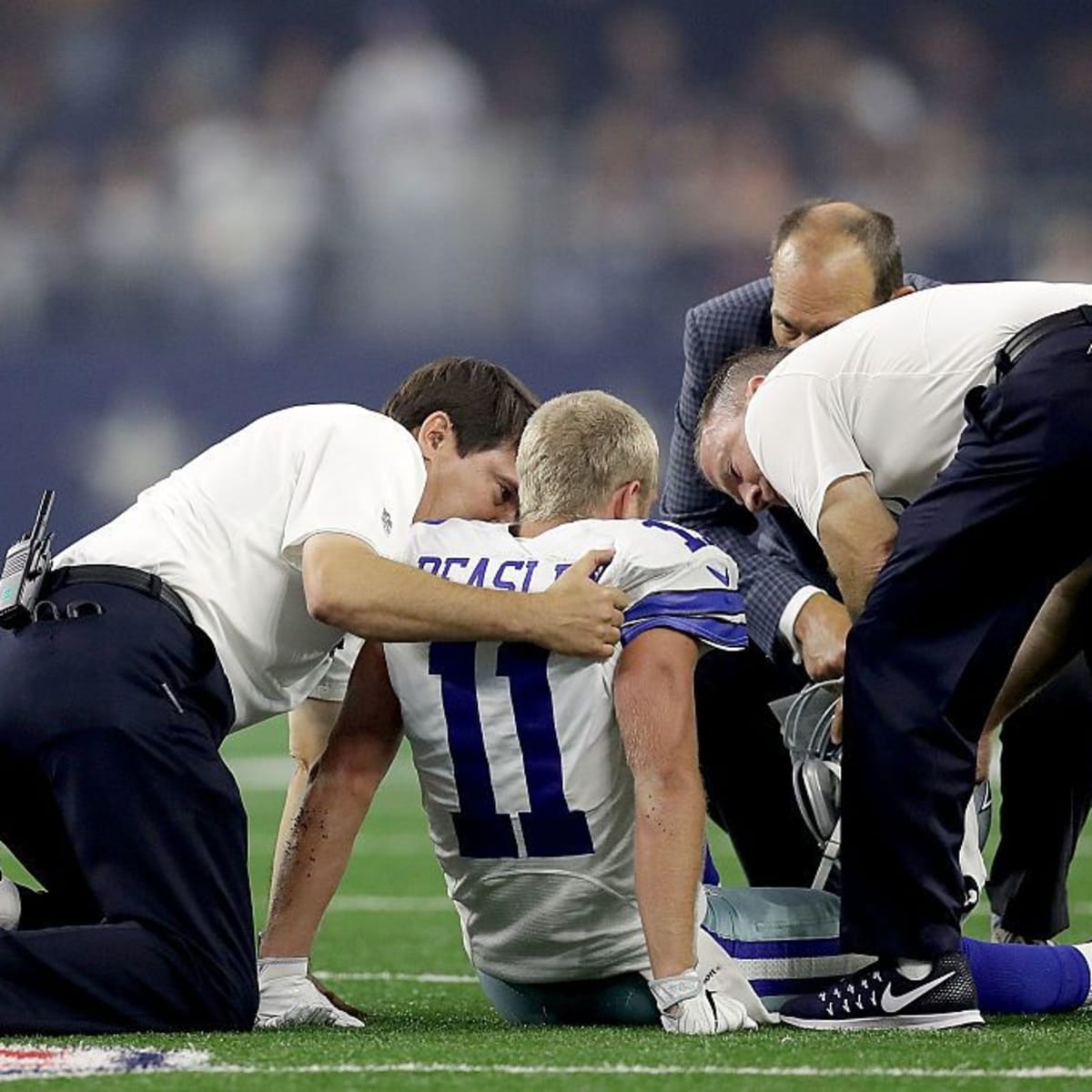 I'd rather die actually living': Bills' Cole Beasley leans into  anti-vaccine stance, NFL