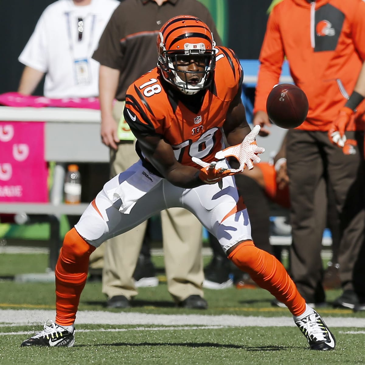 AJ Green retires with Cincinnati Bengals after signing one-day contract