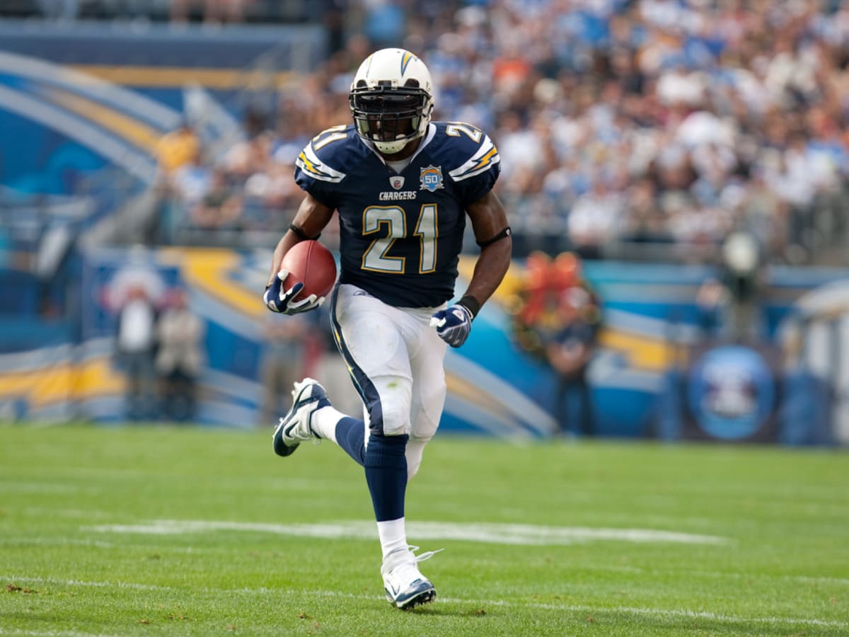 LaDainian Tomlinson headlines 2017 Pro Football Hall of Fame finalists