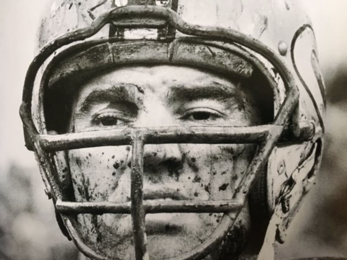 Fuzzy Thurston, offensive lineman for 1960s Packers, dies at age