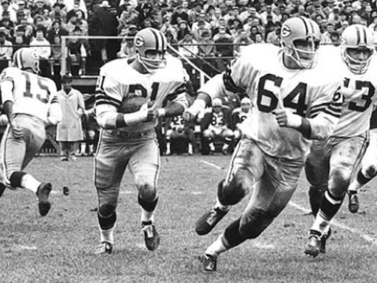 Jim Taylor, fierce fullback for Packers in Lombardi era, dies at 83