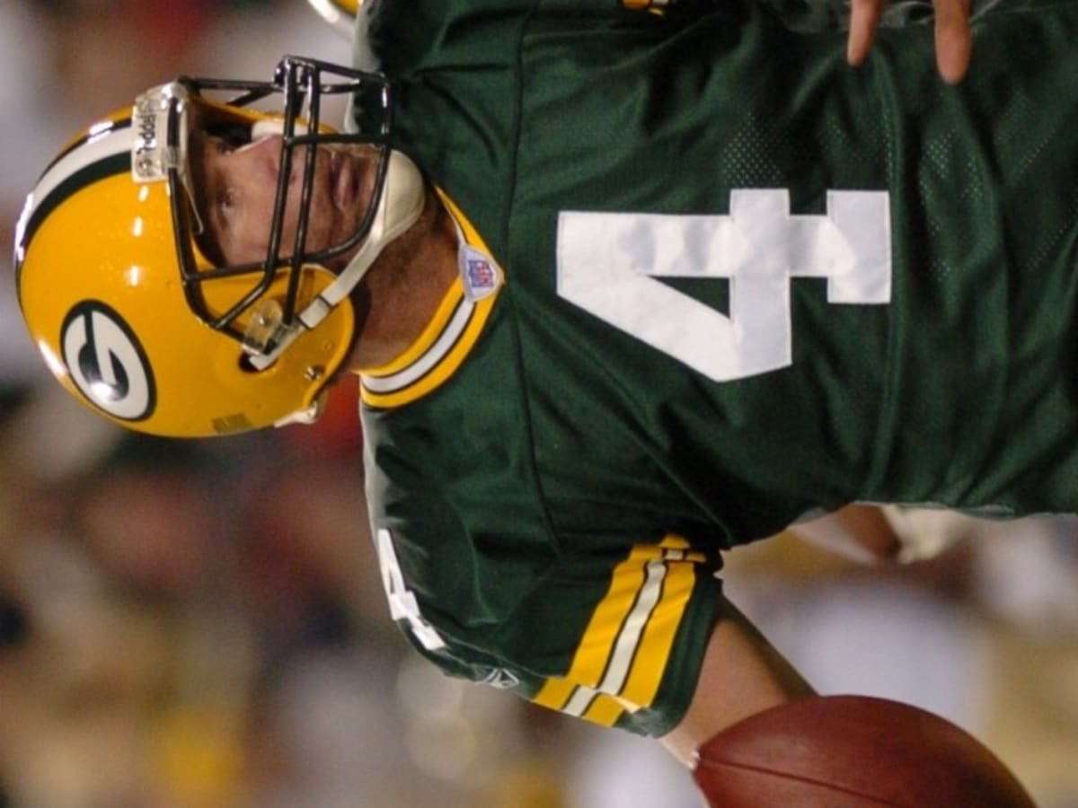 Packers: Brett Favre, Kurt Warner, Terrell Owens among semifinalists for  Pro Football Hall of Fame