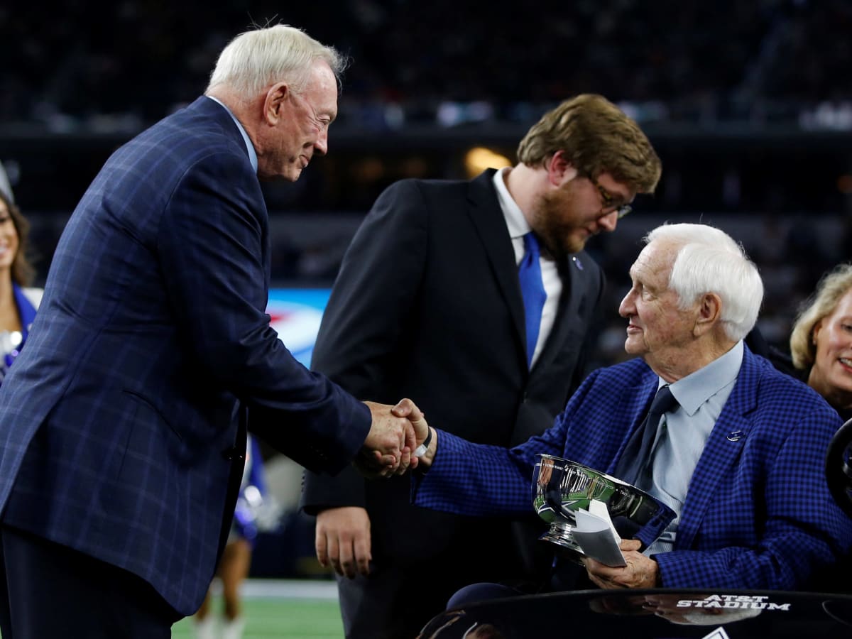 Gil Brandt carves out successful second career in media