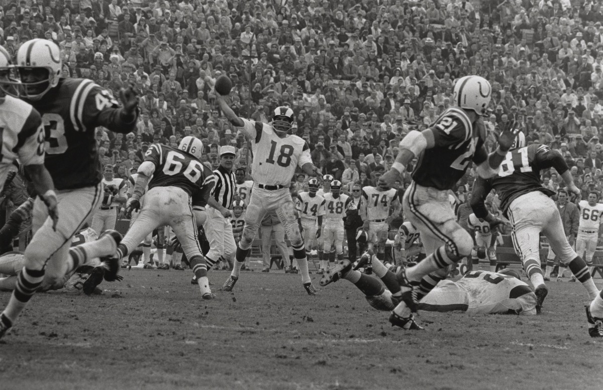 Roman Gabriel (5), Philadelphia Eagles quarterback, is shown in